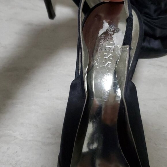 Guess Heels - Picture 4 of 7